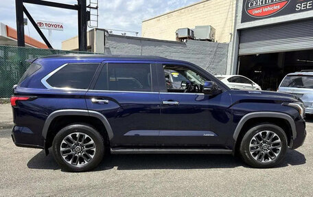 Toyota Sequoia, 2023 год, 10 923 092 рублей, 5 фотография