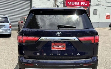 Toyota Sequoia, 2023 год, 10 923 092 рублей, 7 фотография