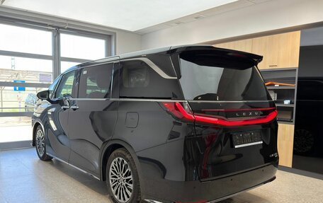 Lexus LM, 2026 год, 17 500 000 рублей, 7 фотография