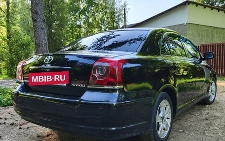 Toyota Avensis III рестайлинг, 2004 год, 530 000 рублей, 7 фотография