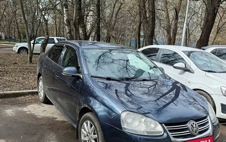 Volkswagen Jetta VI, 2009 год, 620 000 рублей, 2 фотография
