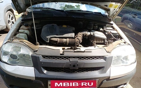 Chevrolet Niva I рестайлинг, 2016 год, 550 000 рублей, 3 фотография