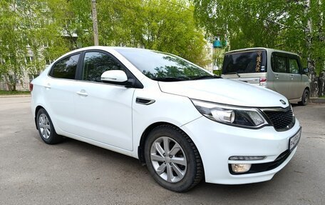 KIA Rio III рестайлинг, 2016 год, 999 000 рублей, 4 фотография