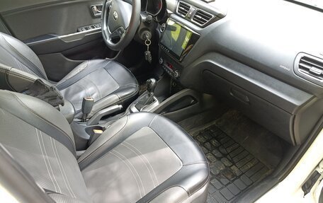 KIA Rio III рестайлинг, 2016 год, 999 000 рублей, 8 фотография
