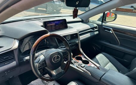 Lexus RX IV рестайлинг, 2018 год, 3 650 000 рублей, 16 фотография