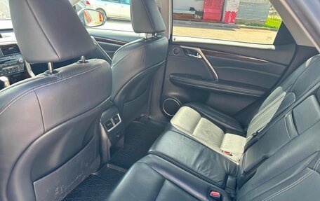 Lexus RX IV рестайлинг, 2018 год, 3 650 000 рублей, 22 фотография