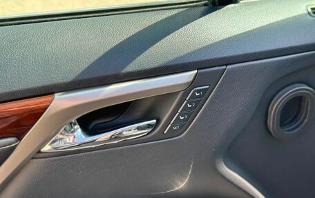 Lexus RX IV рестайлинг, 2018 год, 3 650 000 рублей, 23 фотография