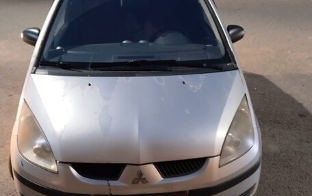 Mitsubishi Colt VI рестайлинг, 2006 год, 450 000 рублей, 13 фотография