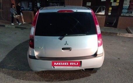 Mitsubishi Colt VI рестайлинг, 2006 год, 450 000 рублей, 15 фотография