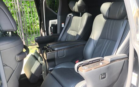 Toyota Alphard III, 2021 год, 6 890 000 рублей, 4 фотография