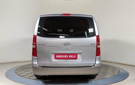Hyundai H-1 II рестайлинг, 2014 год, 2 299 500 рублей, 7 фотография
