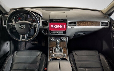 Volkswagen Touareg III, 2014 год, 2 399 500 рублей, 10 фотография
