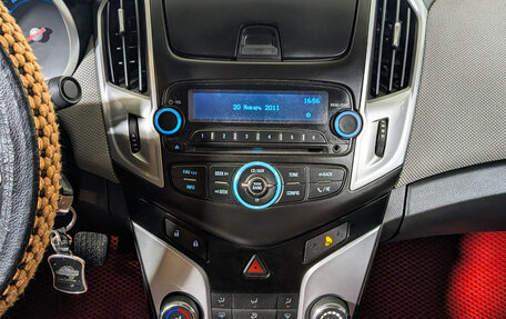 Chevrolet Cruze II, 2012 год, 579 900 рублей, 12 фотография