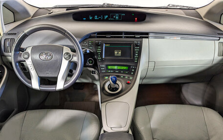 Toyota Prius, 2009 год, 999 900 рублей, 10 фотография