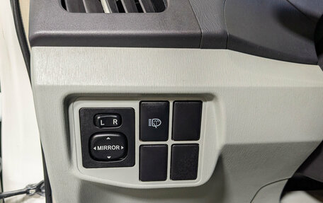 Toyota Prius, 2009 год, 999 900 рублей, 14 фотография