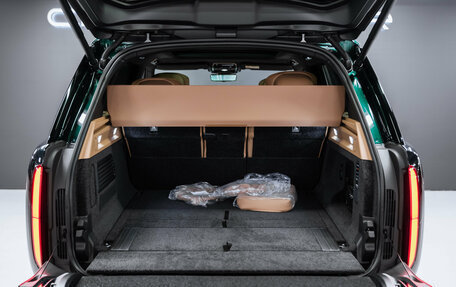 Land Rover Range Rover IV рестайлинг, 2026 год, 24 300 000 рублей, 10 фотография