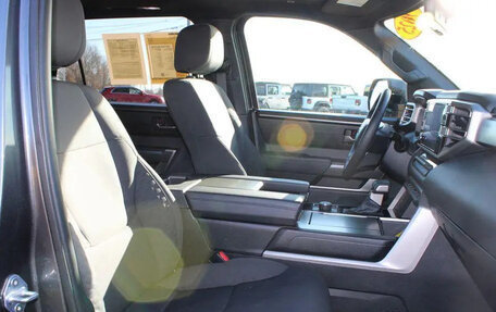 Toyota Sequoia, 2025 год, 11 084 738 рублей, 14 фотография