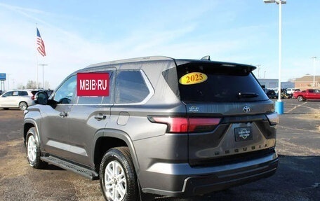 Toyota Sequoia, 2025 год, 11 084 738 рублей, 5 фотография