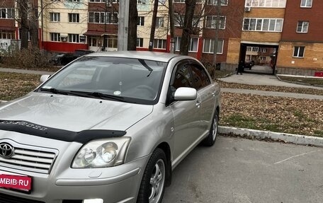 Toyota Avensis III рестайлинг, 2006 год, 523 000 рублей, 1 фотография