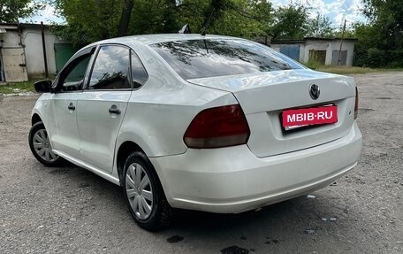 Volkswagen Polo VI (EU Market), 2014 год, 490 000 рублей, 2 фотография