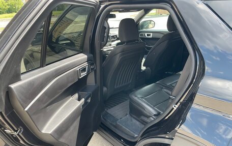 Ford Explorer VI, 2019 год, 4 000 000 рублей, 14 фотография