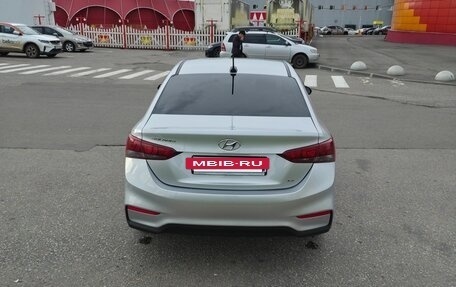 Hyundai Solaris II рестайлинг, 2019 год, 1 300 000 рублей, 3 фотография