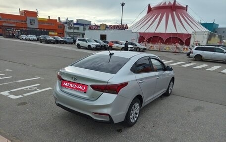 Hyundai Solaris II рестайлинг, 2019 год, 1 300 000 рублей, 4 фотография