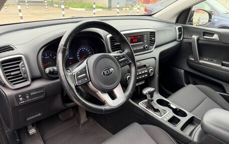 KIA Sportage IV рестайлинг, 2019 год, 2 000 000 рублей, 9 фотография