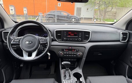 KIA Sportage IV рестайлинг, 2019 год, 2 000 000 рублей, 7 фотография