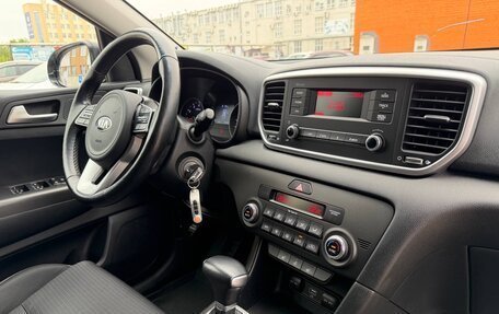 KIA Sportage IV рестайлинг, 2019 год, 2 000 000 рублей, 8 фотография