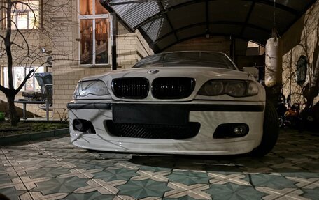BMW 3 серия, 2003 год, 900 000 рублей, 1 фотография