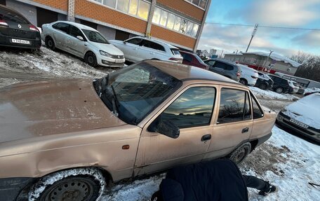 Daewoo Nexia I рестайлинг, 2002 год, 60 000 рублей, 3 фотография