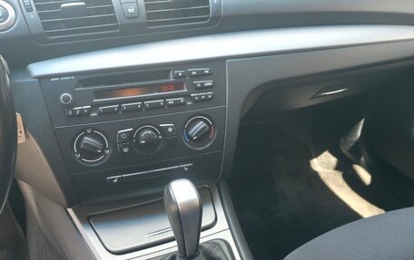BMW 1 серия, 2011 год, 780 000 рублей, 17 фотография