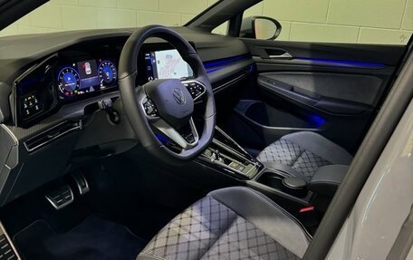 Volkswagen Golf VIII, 2022 год, 2 000 000 рублей, 4 фотография