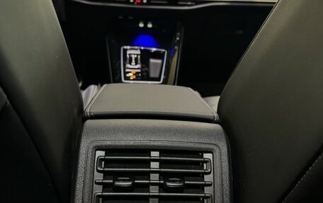 Volkswagen Golf VIII, 2022 год, 2 000 000 рублей, 9 фотография