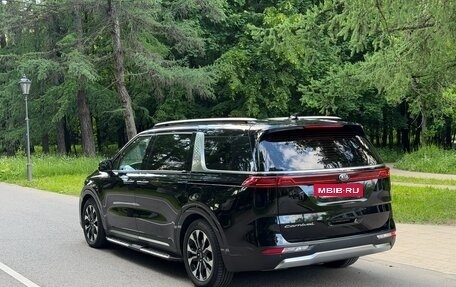 KIA Carnival, 2021 год, 3 850 000 рублей, 6 фотография