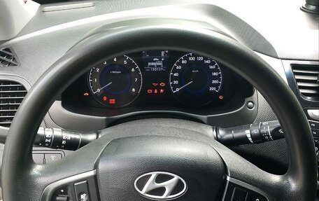 Hyundai Solaris II рестайлинг, 2013 год, 750 000 рублей, 7 фотография