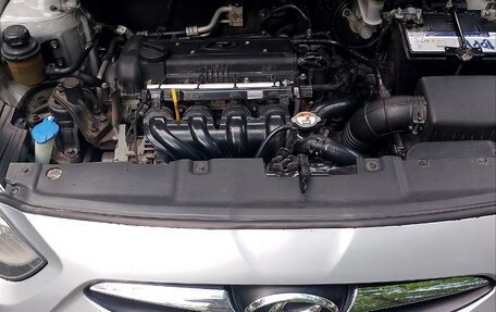Hyundai Solaris II рестайлинг, 2013 год, 750 000 рублей, 6 фотография