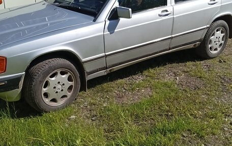 Mercedes-Benz 190 (W201), 1986 год, 200 000 рублей, 4 фотография
