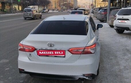 Toyota Camry, 2019 год, 3 200 000 рублей, 7 фотография