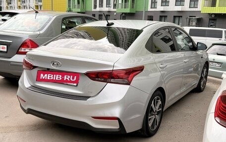 Hyundai Solaris II рестайлинг, 2017 год, 1 100 000 рублей, 8 фотография