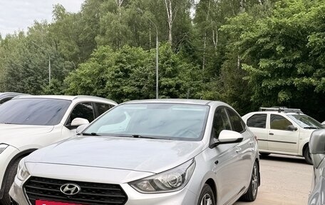 Hyundai Solaris II рестайлинг, 2017 год, 1 100 000 рублей, 10 фотография