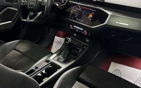 Audi Q3, 2022 год, 2 300 000 рублей, 2 фотография
