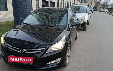 Hyundai Solaris II рестайлинг, 2014 год, 950 000 рублей, 4 фотография