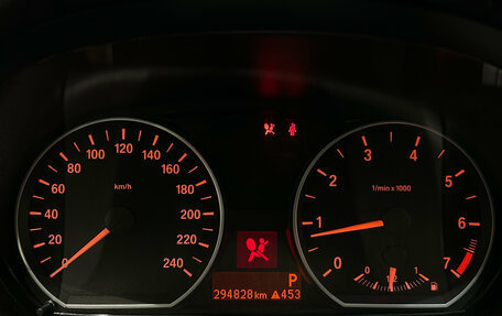 BMW 1 серия, 2009 год, 649 000 рублей, 21 фотография