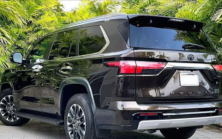 Toyota Sequoia, 2024 год, 11 306 264 рублей, 5 фотография