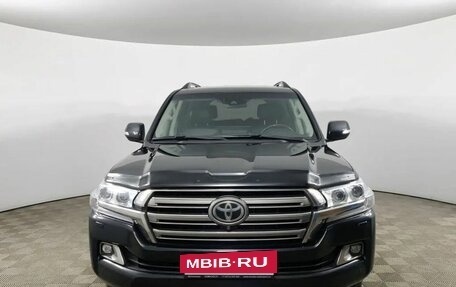 Toyota Land Cruiser 200, 2016 год, 5 170 000 рублей, 2 фотография