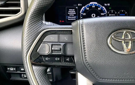 Toyota Sequoia, 2024 год, 11 306 264 рублей, 24 фотография