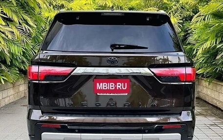 Toyota Sequoia, 2024 год, 11 306 264 рублей, 6 фотография