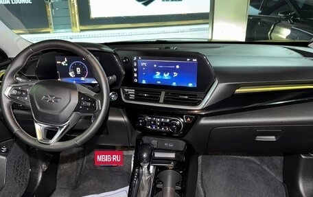Chevrolet Trax, 2023 год, 1 490 000 рублей, 12 фотография